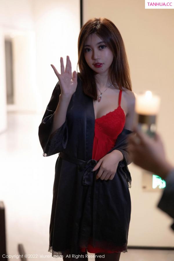 綺裡嘉 绮里嘉 [XiuRen]高清写真图 2022.09.30 No.5671 绮里嘉ula第5张图片
